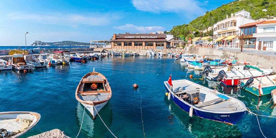 Tatil için Çeşme ve Alaçatı’yı unutun! İzmir’in huzur dola rotası: Plajları pırıl pırıl, sokakları sessiz sedasız! 2